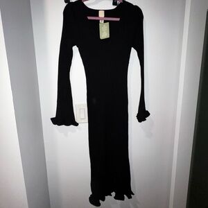 NWT H&M Ribbed Bell Sleeve Ruffle Trim Dress